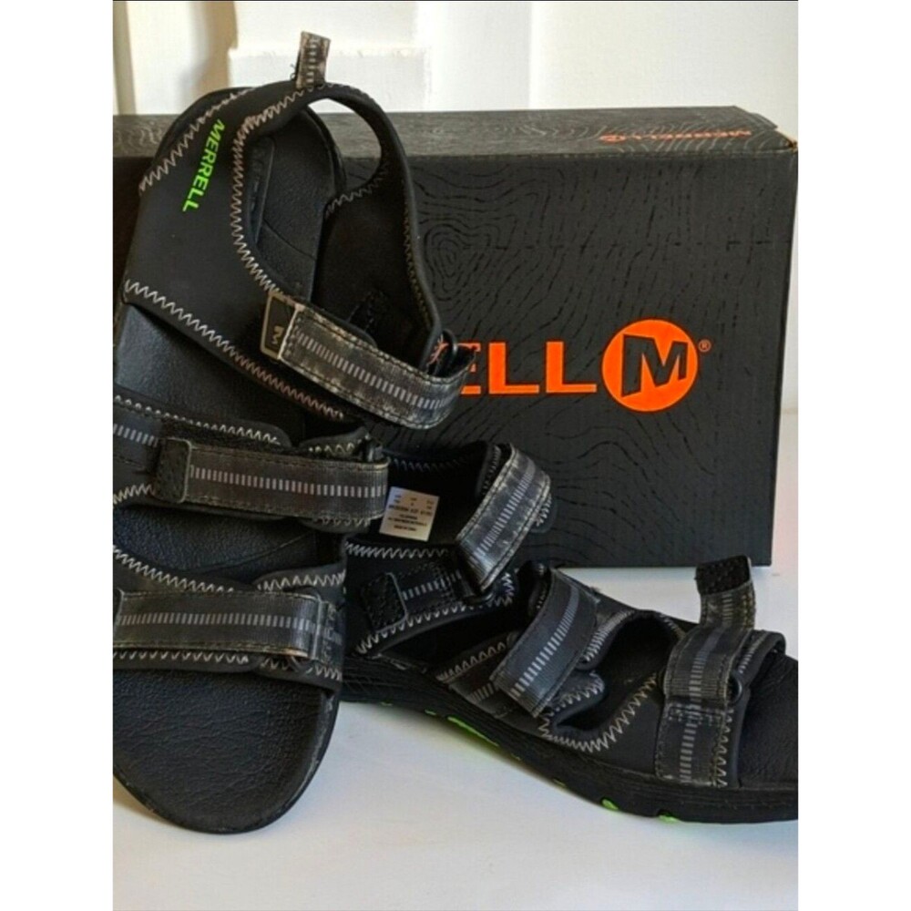 Merrell Black and Gray Outdoor Strap Sandals, Big Boy Size 7, Original Box